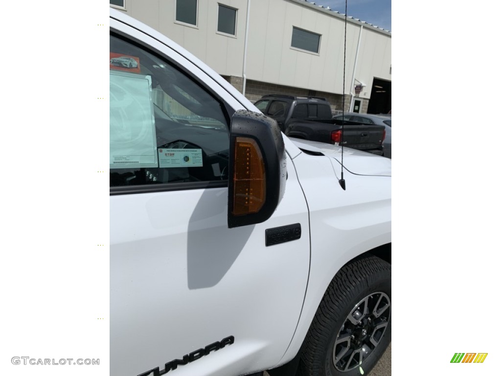 2019 Tundra TRD Off Road Double Cab 4x4 - Super White / Graphite photo #33
