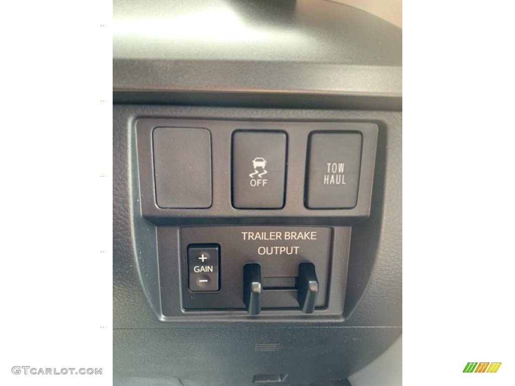 2019 Tundra TRD Off Road Double Cab 4x4 - Super White / Graphite photo #36