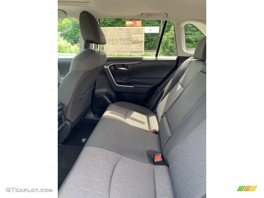 2019 RAV4 XLE AWD Hybrid - Silver Sky Metallic / Black photo #18