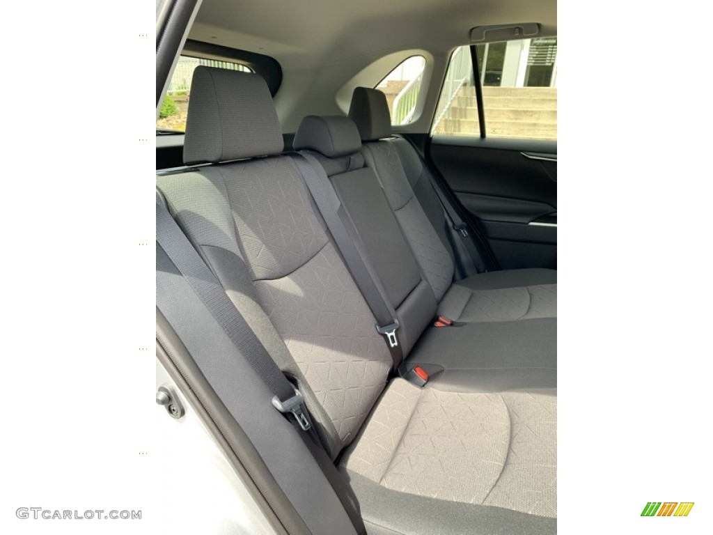 2019 RAV4 XLE AWD Hybrid - Silver Sky Metallic / Black photo #26