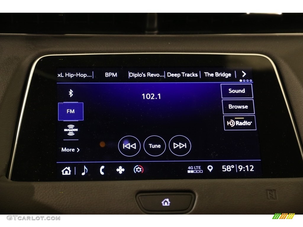 2019 Cadillac XT4 Sport Controls Photo #133498994