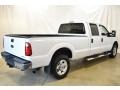 Oxford White - F250 Super Duty XL Crew Cab 4x4 Photo No. 2