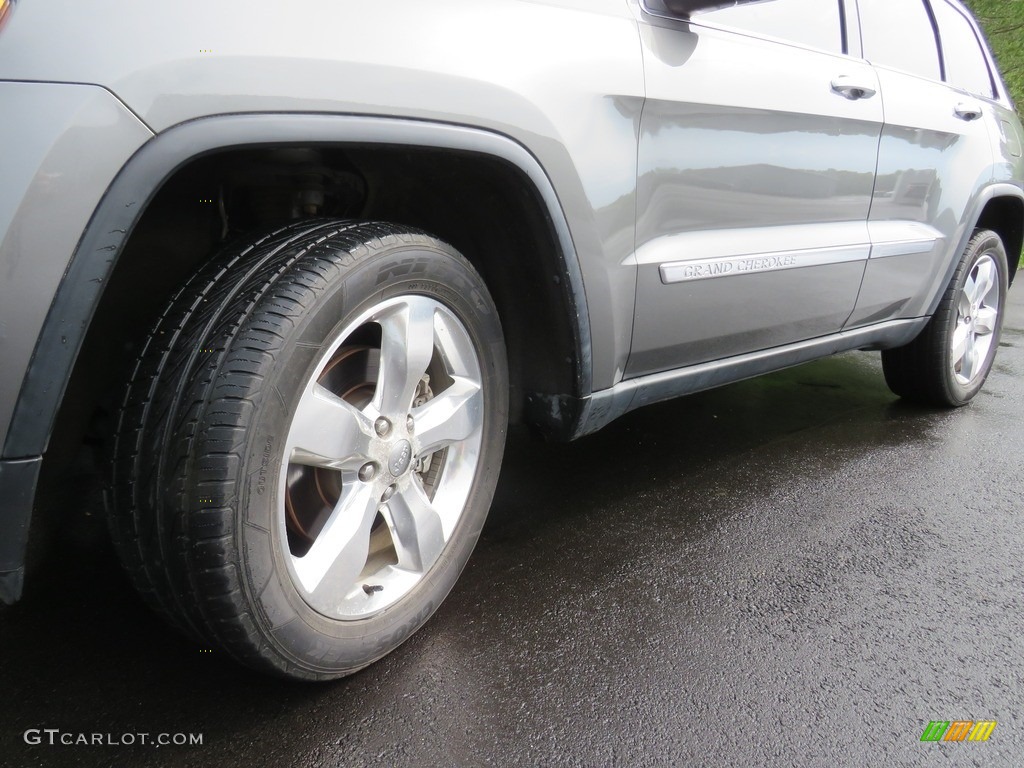 2011 Grand Cherokee Overland 4x4 - Mineral Gray Metallic / New Saddle/Black photo #12