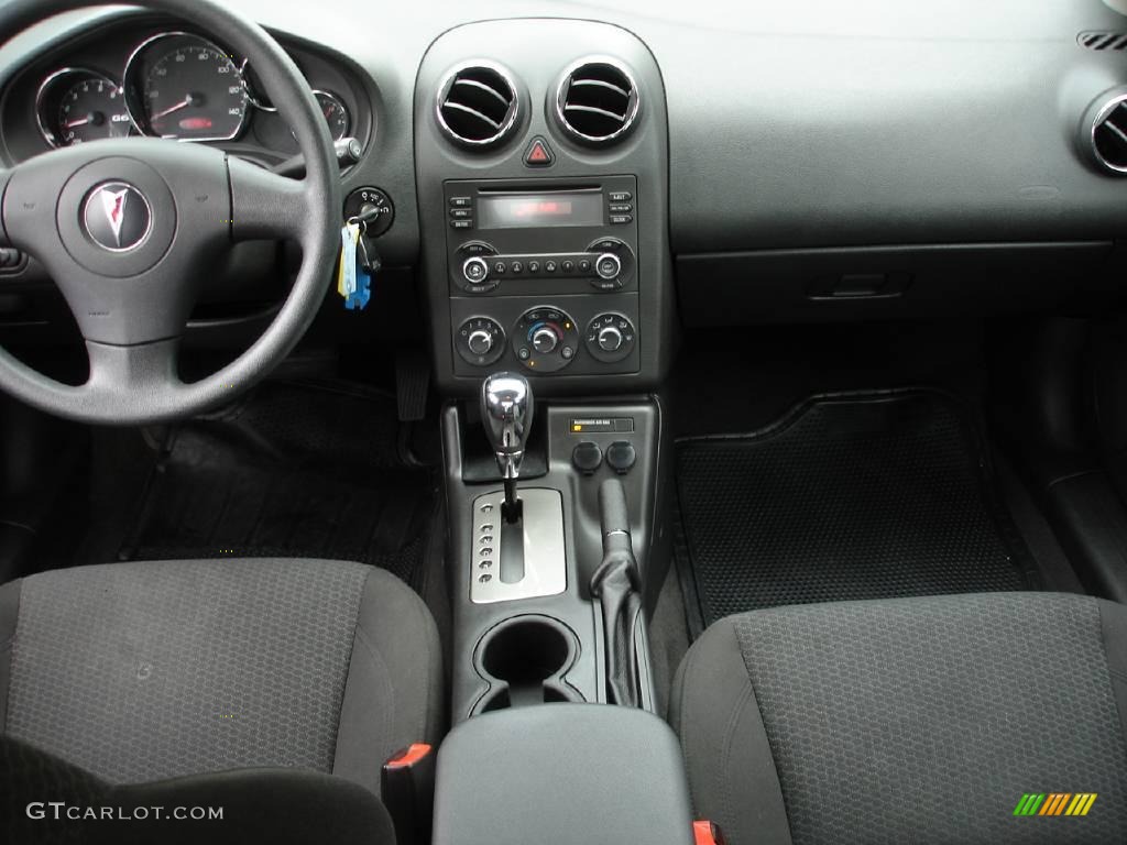 2006 G6 Sedan - Granite Metallic / Ebony photo #12