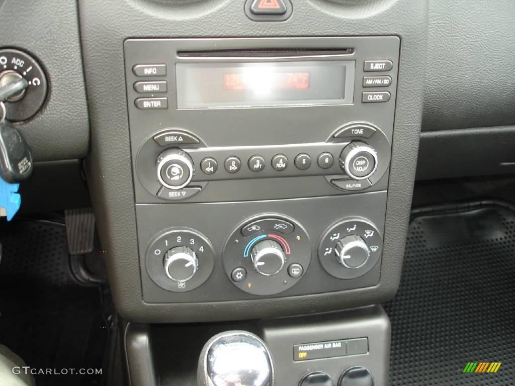 2006 G6 Sedan - Granite Metallic / Ebony photo #13