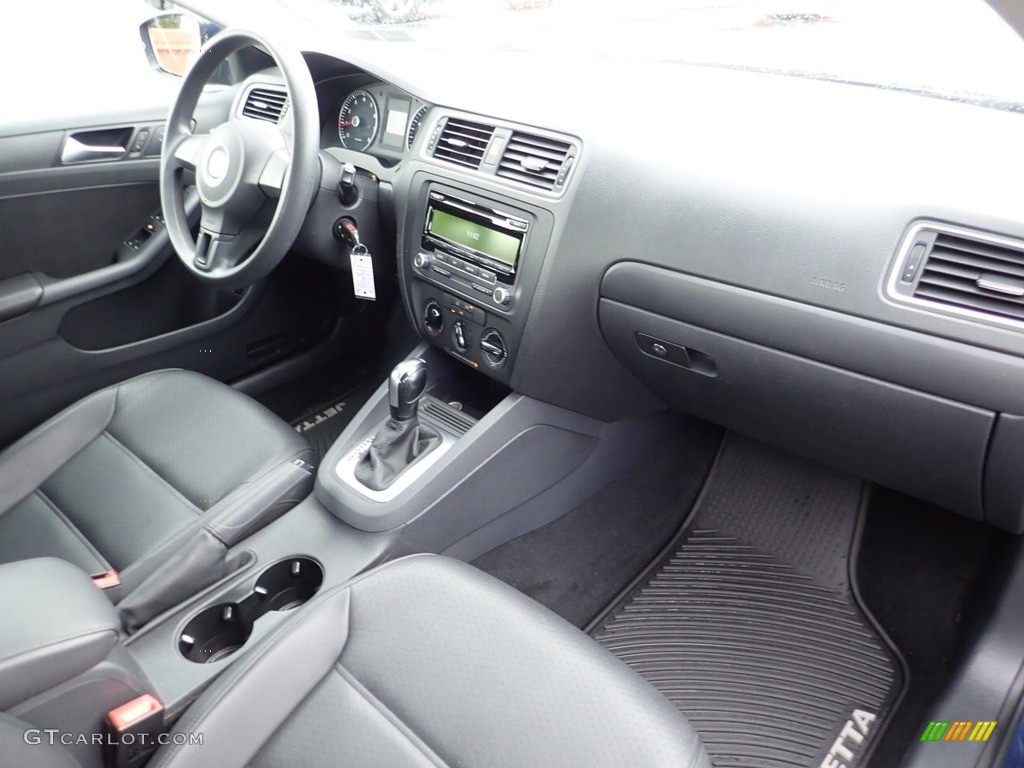 2014 Jetta SE Sedan - Tempest Blue Metallic / Titan Black photo #16