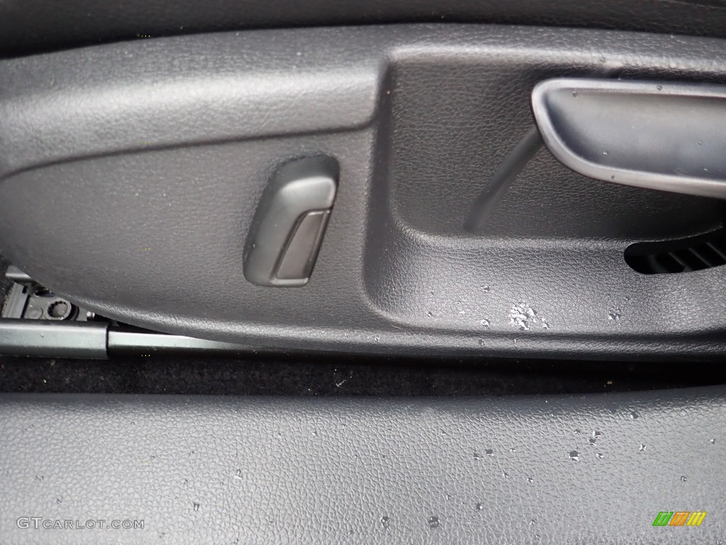 2014 Jetta SE Sedan - Tempest Blue Metallic / Titan Black photo #26