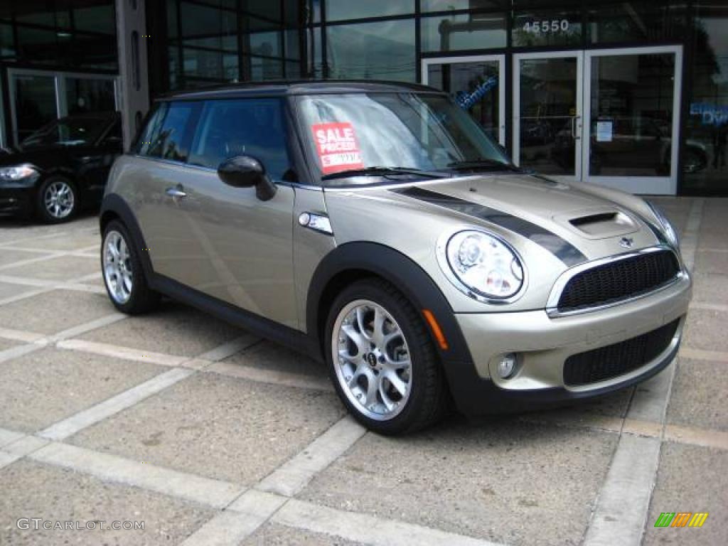 2009 Cooper S Hardtop - Sparkling Silver Metallic / Punch Carbon Black Leather photo #1