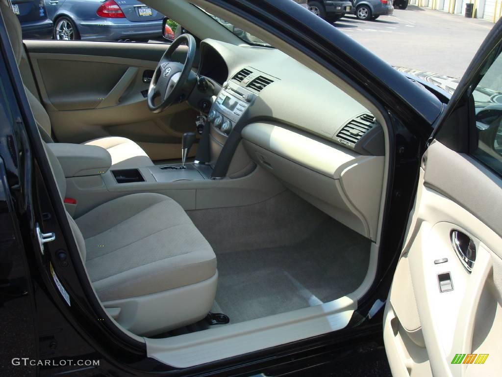 2007 Camry LE - Black / Bisque photo #19