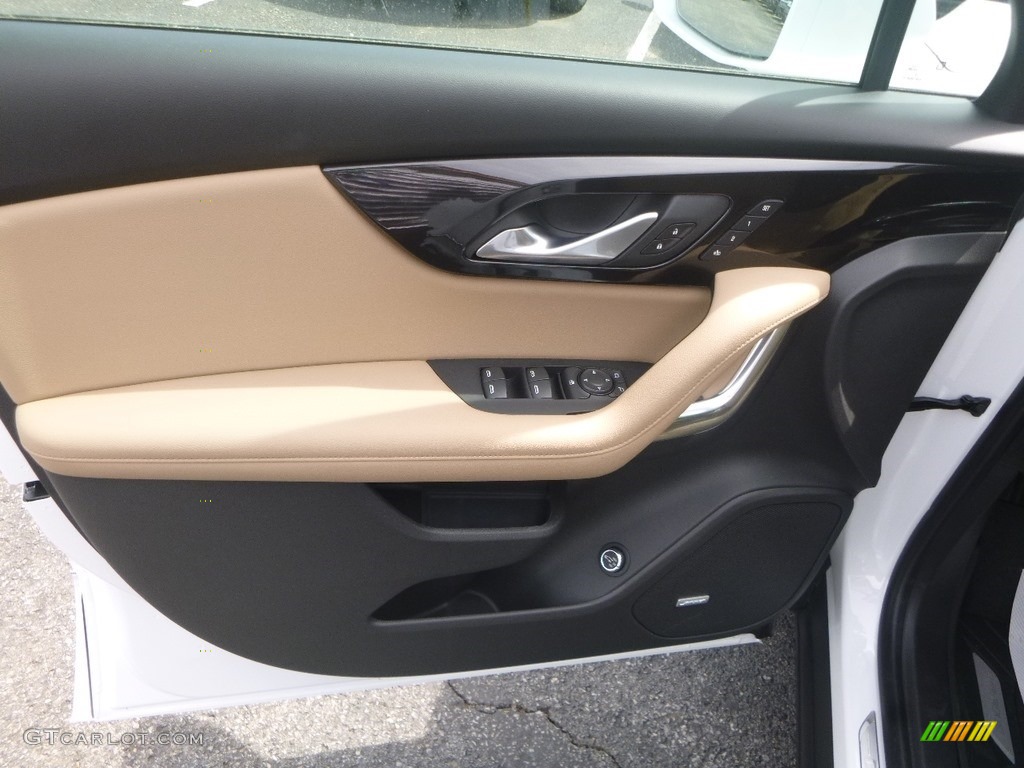 2019 Chevrolet Blazer Premier AWD Jet Black/­Maple Sugar Door Panel Photo #133512369