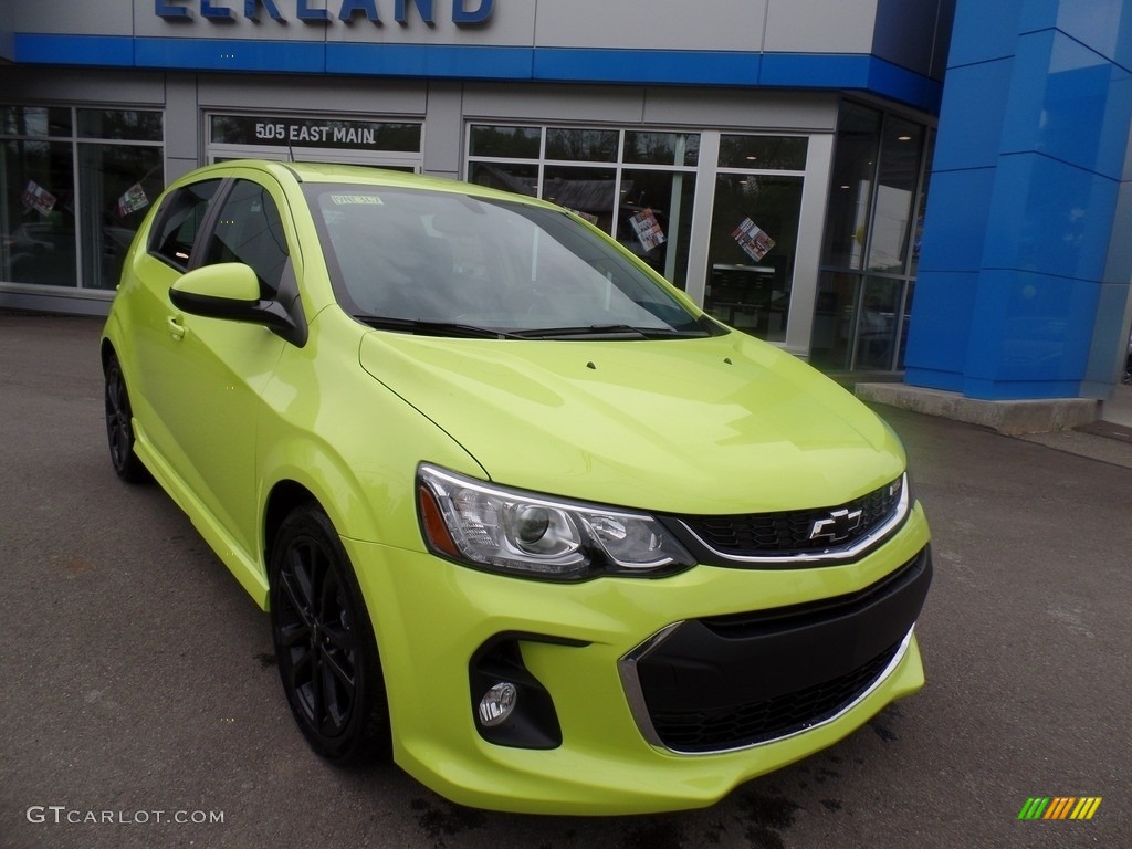 2019 Sonic Premier Hatchback - Shock / Jet Black photo #5