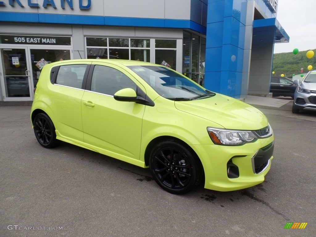 2019 Sonic Premier Hatchback - Shock / Jet Black photo #6