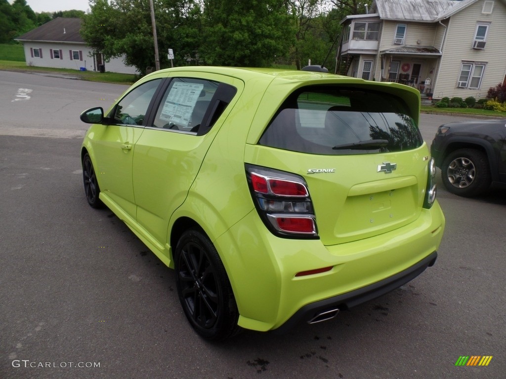 2019 Sonic Premier Hatchback - Shock / Jet Black photo #9
