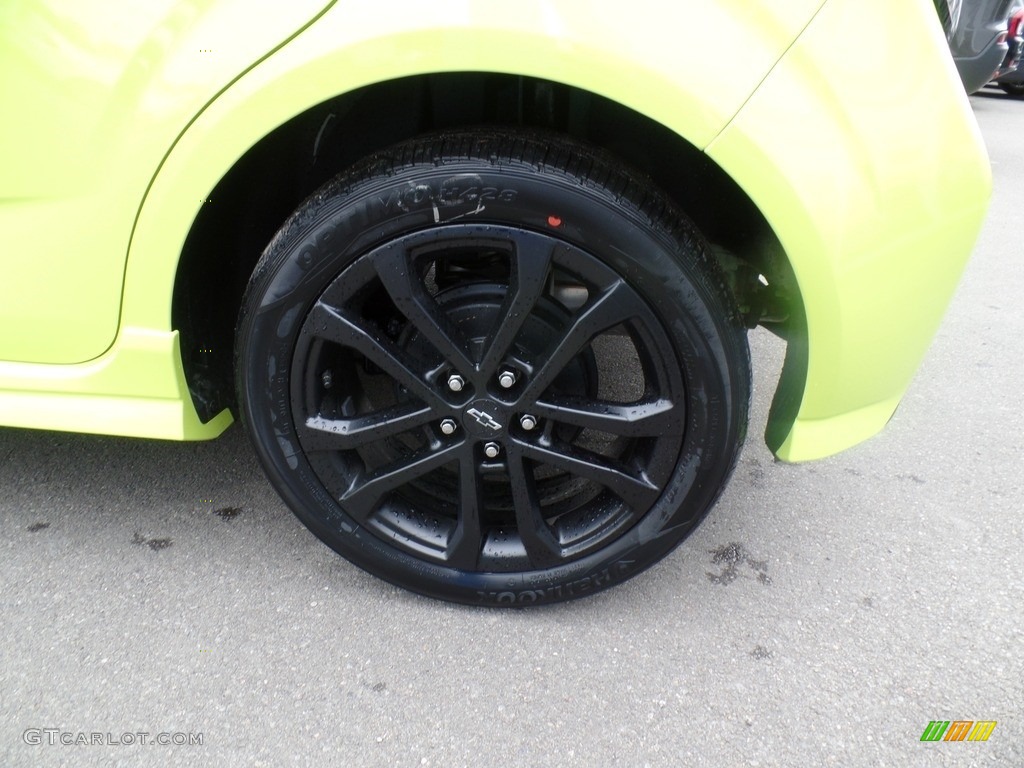 2019 Chevrolet Sonic Premier Hatchback Wheel Photos