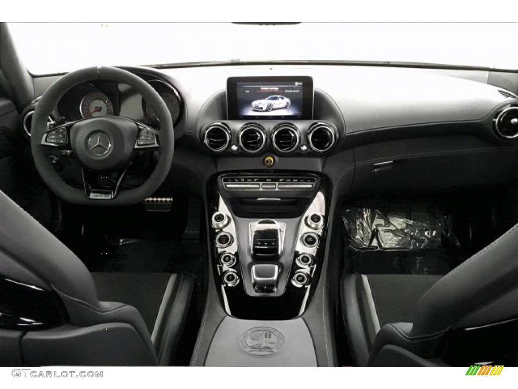 2018 Mercedes-Benz AMG GT R Coupe Black Dashboard Photo #133518828