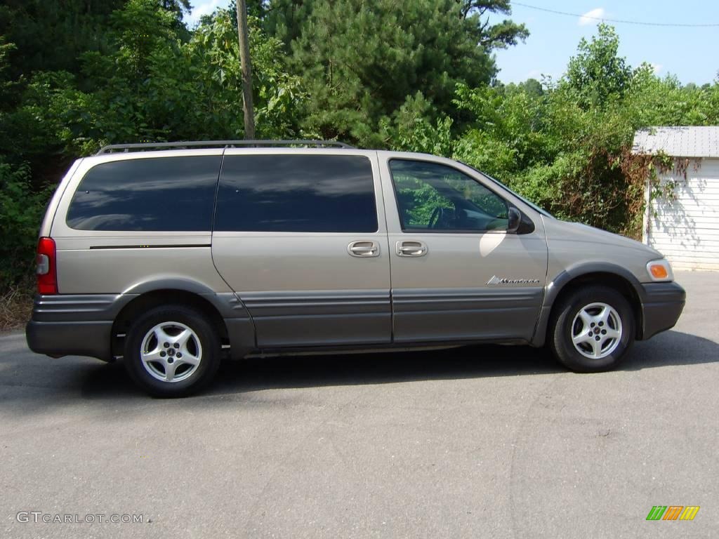 2000 Montana Vision - Light Taupe Metallic / Taupe photo #6