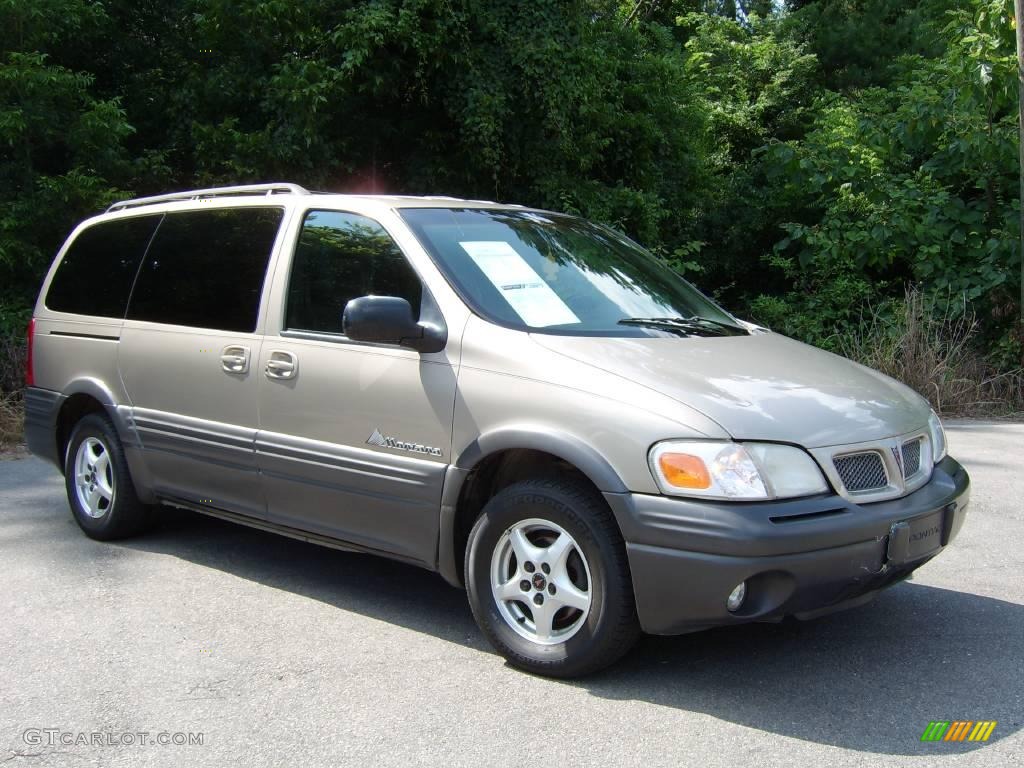 2000 Montana Vision - Light Taupe Metallic / Taupe photo #8