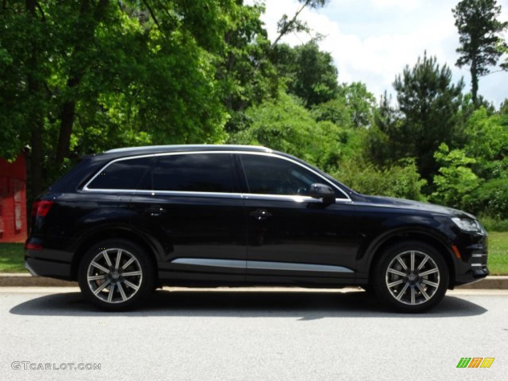 2017 Q7 3.0T quattro Premium Plus - Orca Black Metallic / Black photo #2