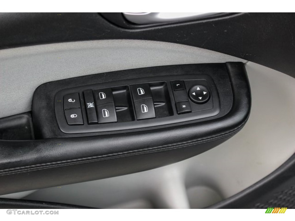 2015 Dart SXT - Bright White / Black/Light Tungsten Accent Stitching photo #12