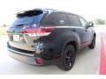 2019 Midnight Black Metallic Toyota Highlander XLE  photo #8