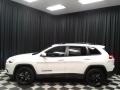 Pearl White 2019 Jeep Cherokee Latitude Plus