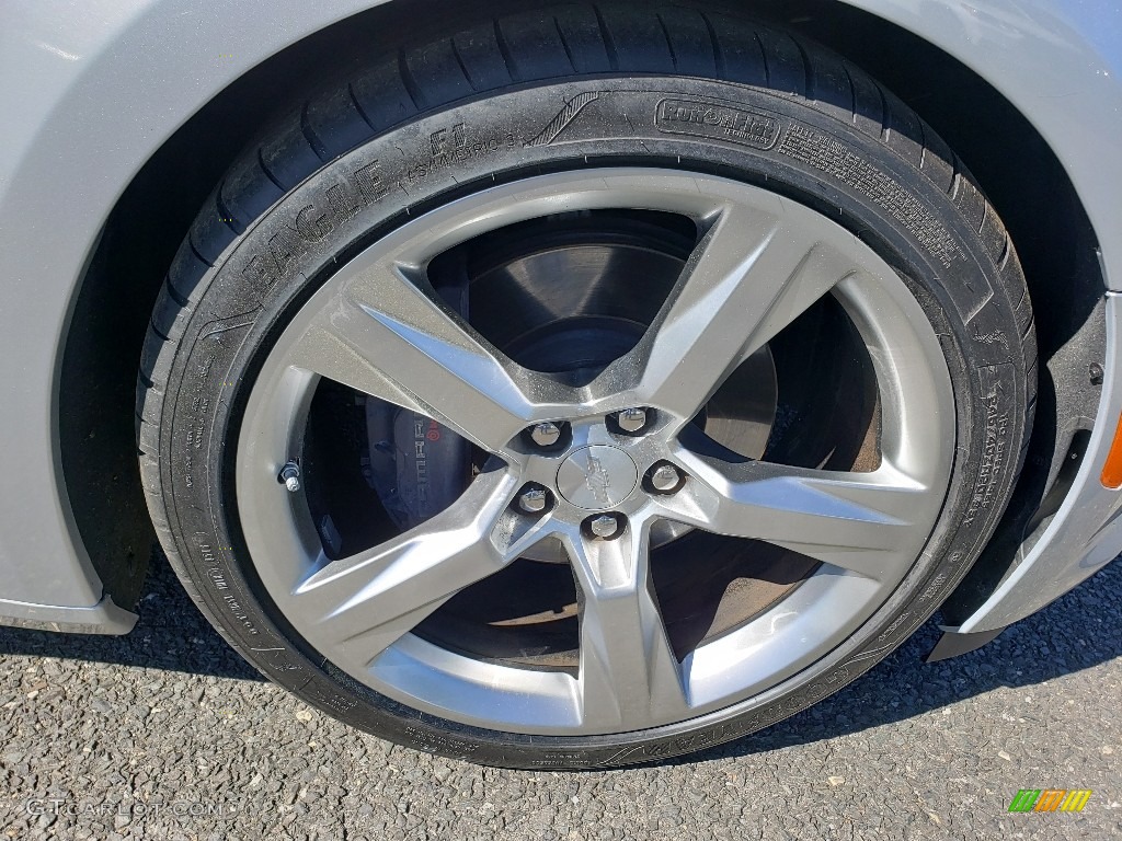 2017 Chevrolet Camaro SS Coupe Wheel Photo #133536511