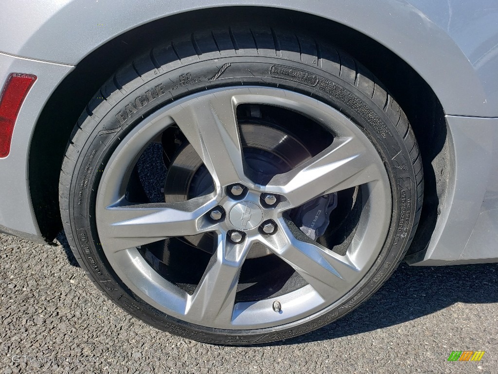 2017 Chevrolet Camaro SS Coupe Wheel Photo #133536763