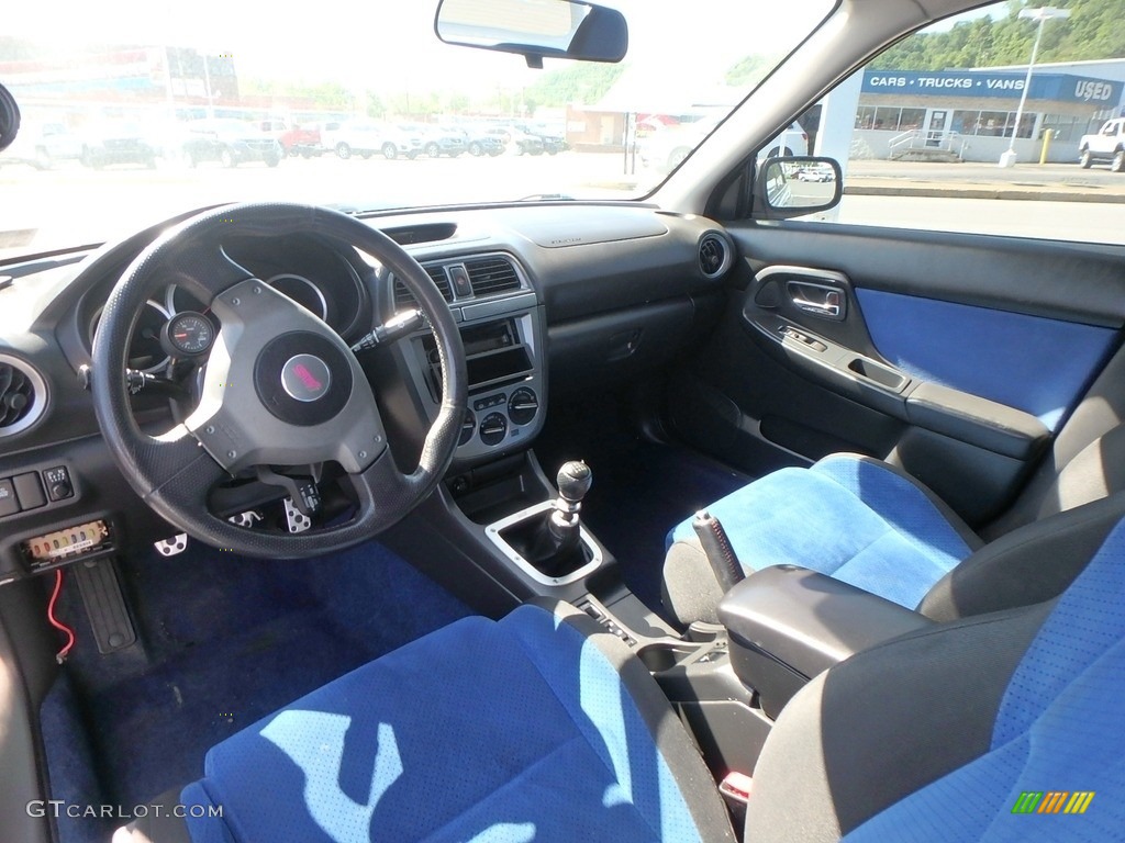 2004 Impreza WRX STi - Platinum Silver Metallic / Blue Ecsaine/Black photo #12