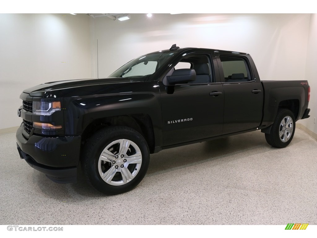 2018 Silverado 1500 Custom Crew Cab 4x4 - Black / Dark Ash/Jet Black photo #3