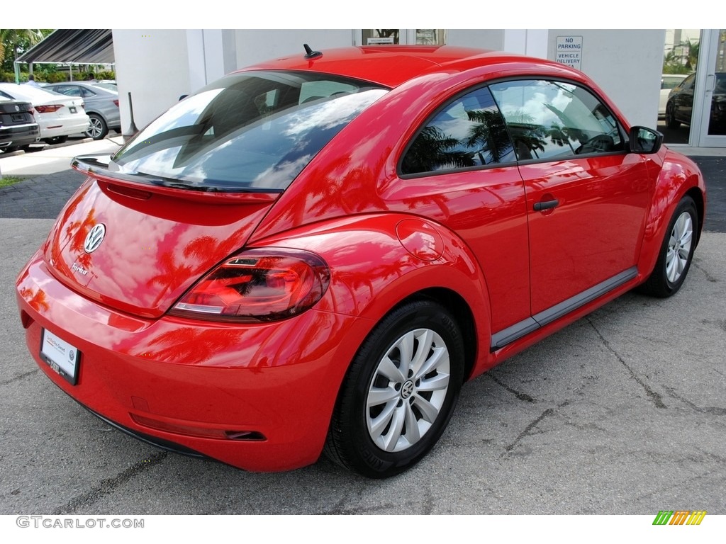 2018 Beetle S - Tornado Red / Titan Black photo #9