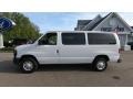 Oxford White - E Series Van E150 Commercial Photo No. 4