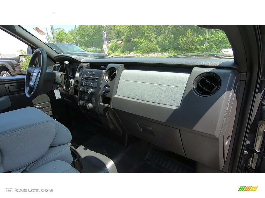 2011 F150 XL Regular Cab - Sterling Grey Metallic / Steel Gray photo #20