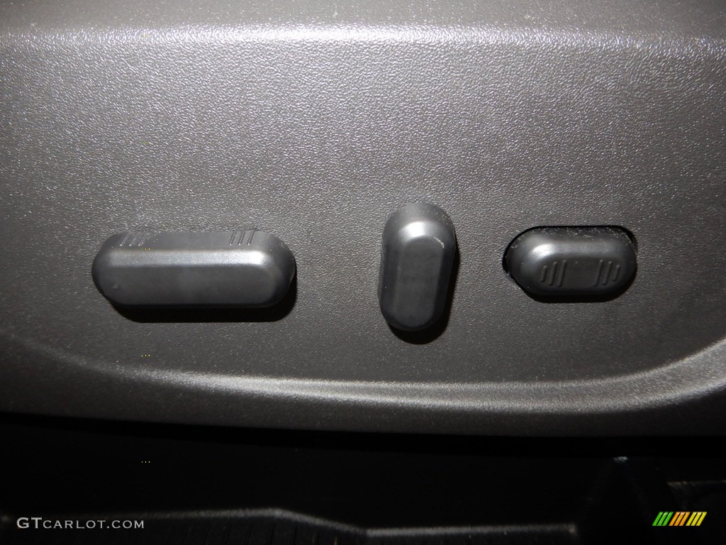 2017 Escape SE 4WD - Oxford White / Charcoal Black photo #21