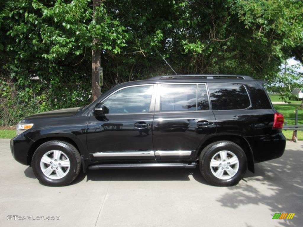 2013 Land Cruiser  - Black / Black photo #13