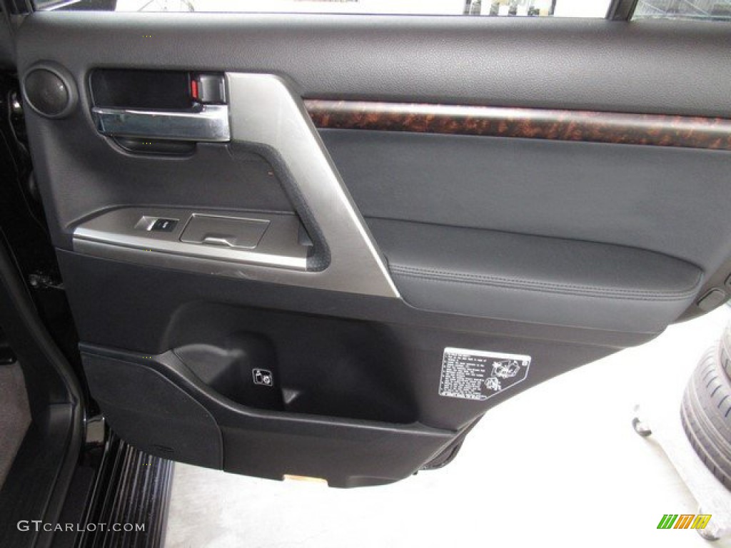 2013 Land Cruiser  - Black / Black photo #23