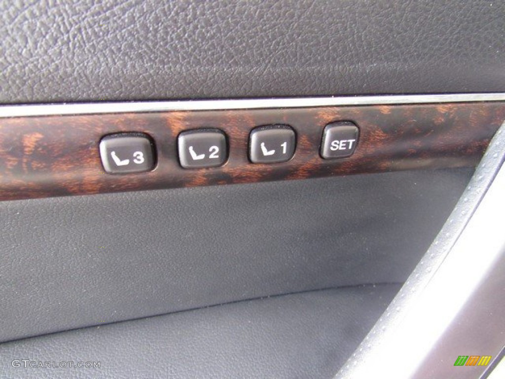 2013 Land Cruiser  - Black / Black photo #26