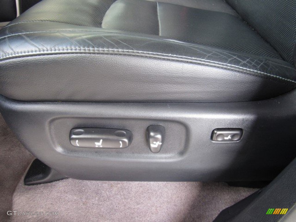 2013 Land Cruiser  - Black / Black photo #27
