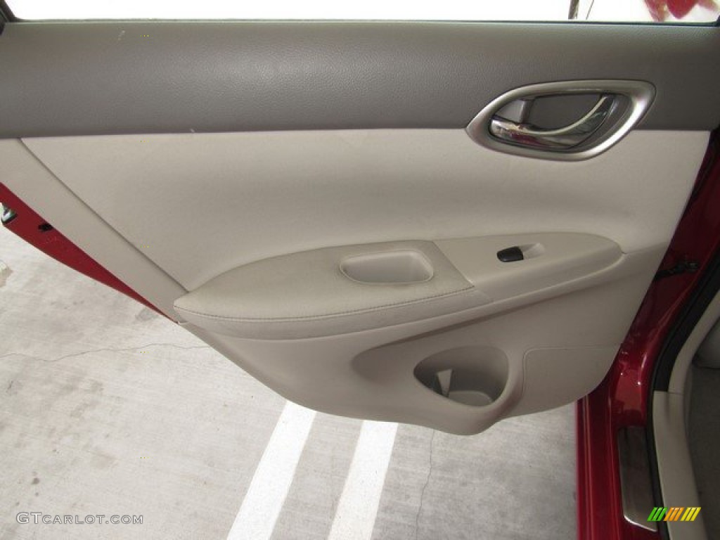 2014 Sentra SV - Red Brick / Charcoal photo #22