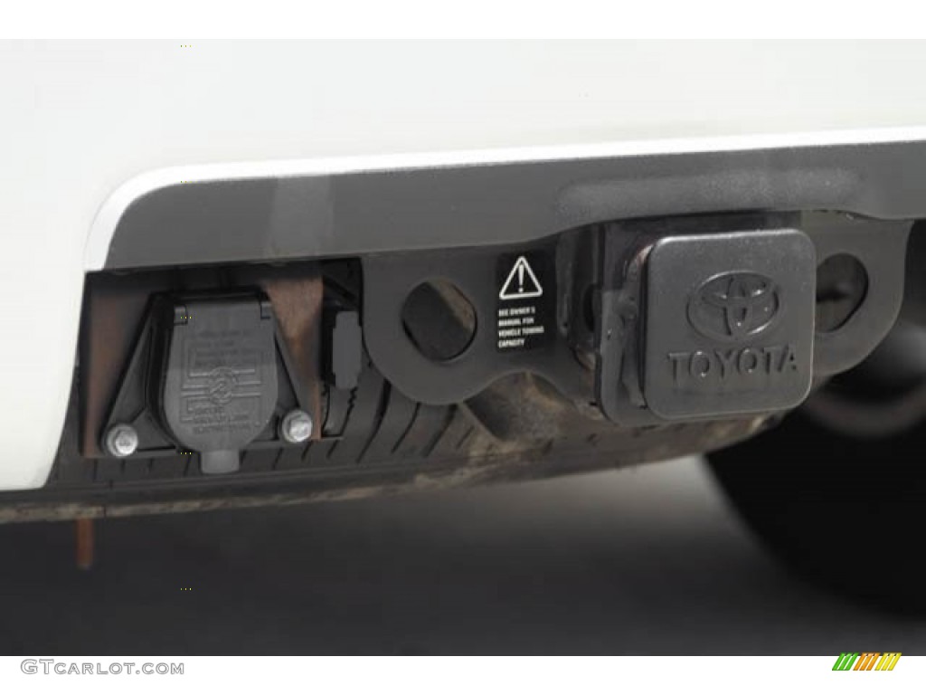 2008 Sequoia SR5 - Silver Sky Metallic / Graphite photo #10