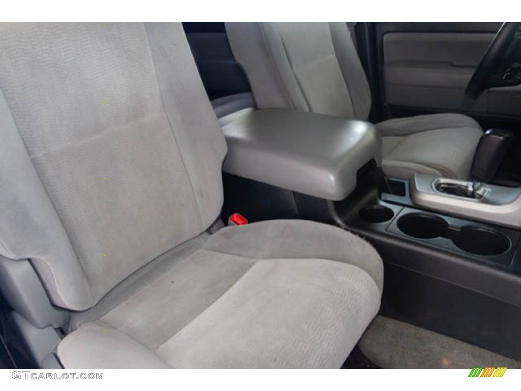 2008 Sequoia SR5 - Silver Sky Metallic / Graphite photo #22