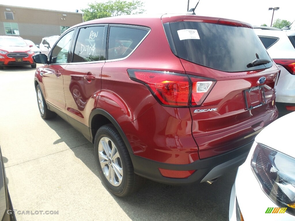 2019 Escape SE - Ruby Red / Chromite Gray/Charcoal Black photo #3