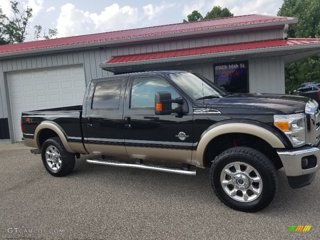 Tuxedo Black Metallic Ford F250 Super Duty