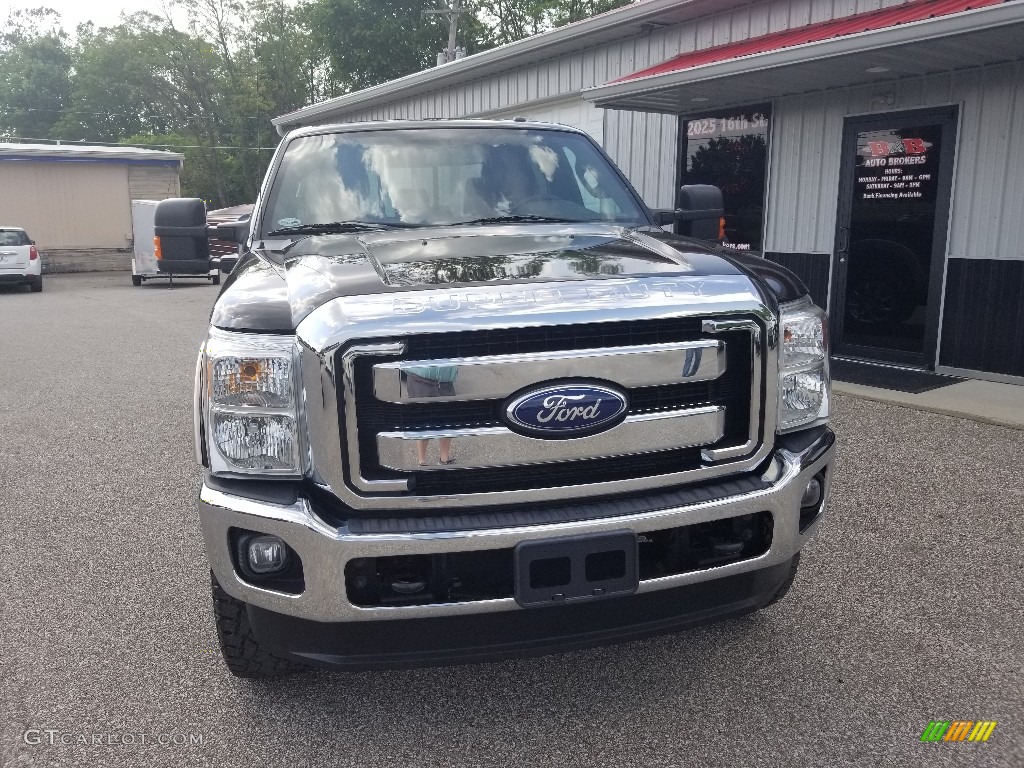 2011 F250 Super Duty Lariat Crew Cab 4x4 - Tuxedo Black Metallic / Black Two Tone Leather photo #3