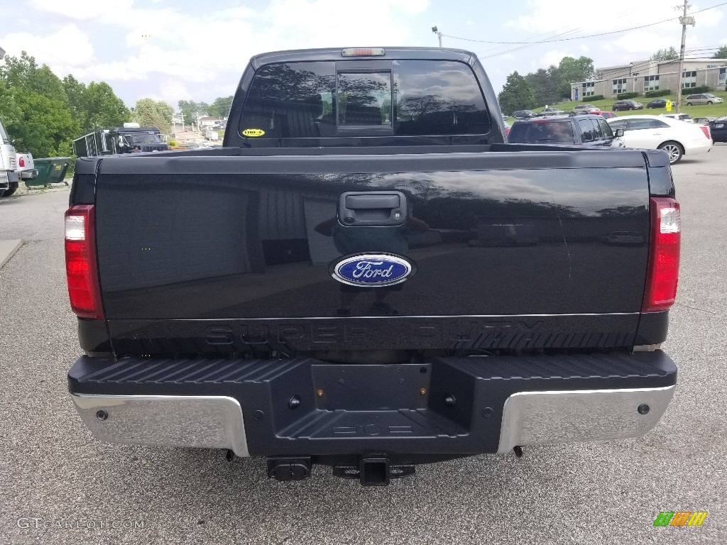 2011 F250 Super Duty Lariat Crew Cab 4x4 - Tuxedo Black Metallic / Black Two Tone Leather photo #8