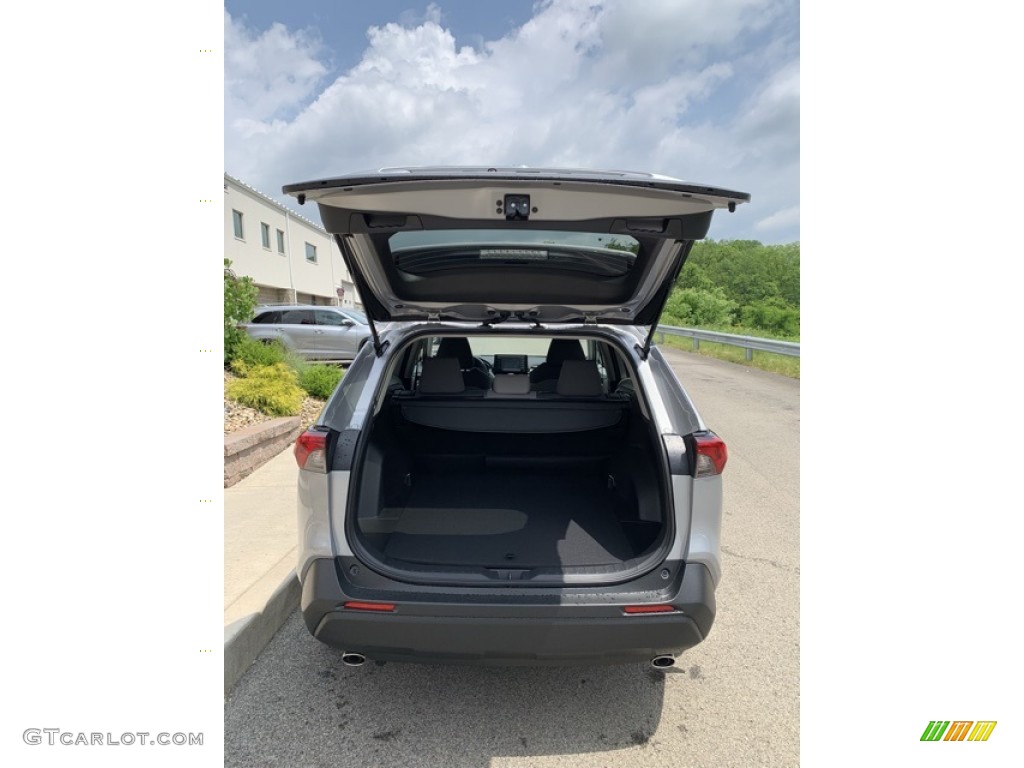 2019 RAV4 XLE AWD Hybrid - Silver Sky Metallic / Light Gray photo #21