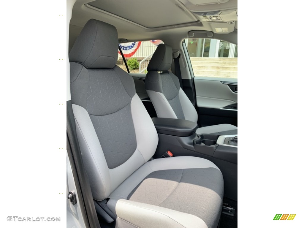 2019 RAV4 XLE AWD Hybrid - Silver Sky Metallic / Light Gray photo #30