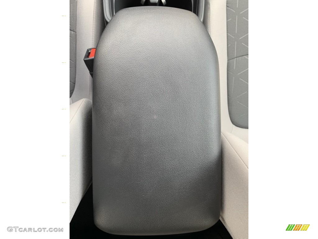 2019 RAV4 XLE AWD Hybrid - Silver Sky Metallic / Light Gray photo #43