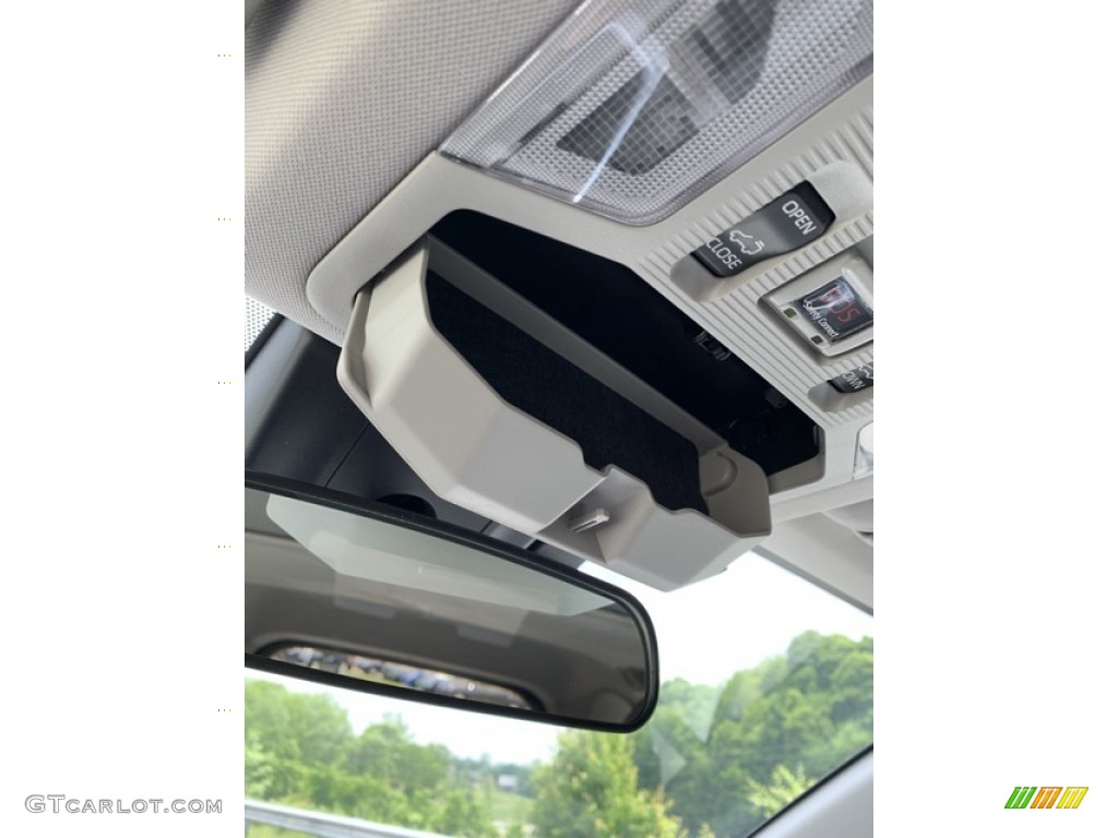 2019 RAV4 XLE AWD Hybrid - Silver Sky Metallic / Light Gray photo #45