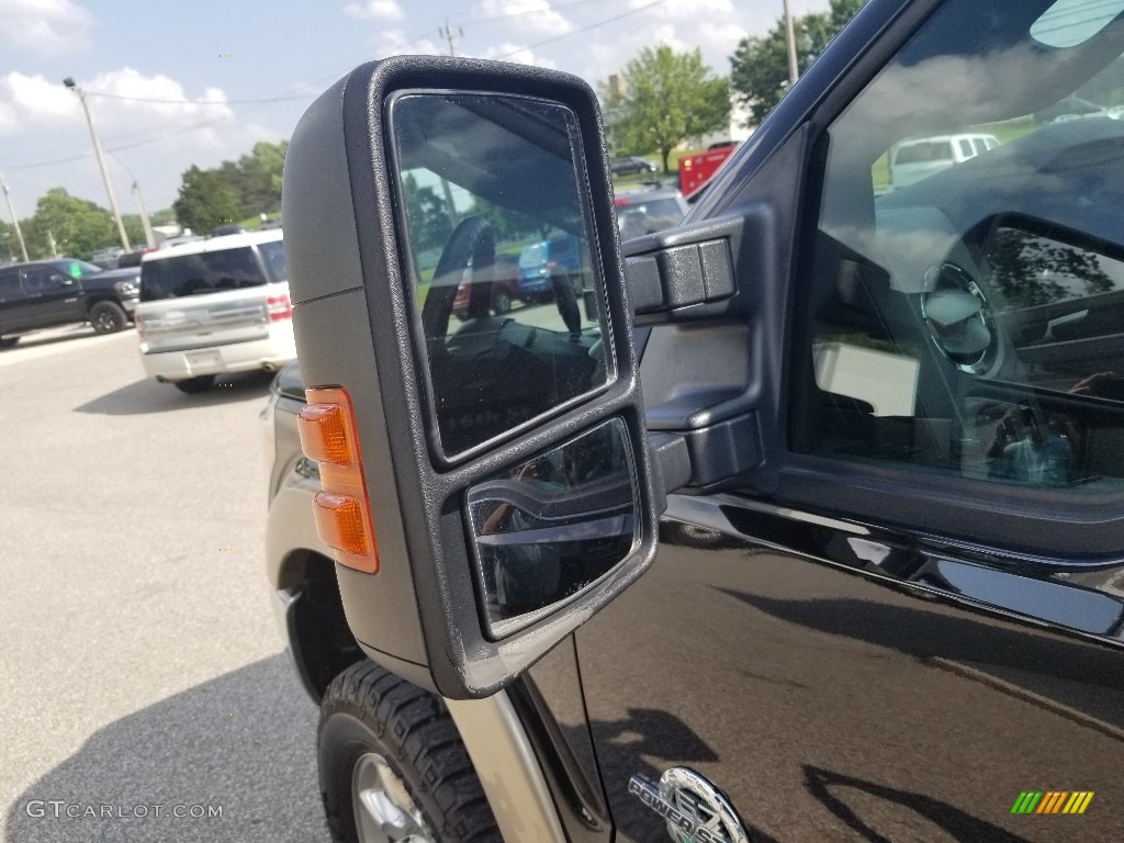 2011 F250 Super Duty Lariat Crew Cab 4x4 - Tuxedo Black Metallic / Black Two Tone Leather photo #45