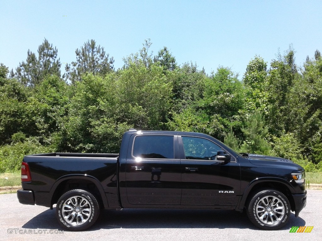 2019 1500 Laramie Crew Cab 4x4 - Diamond Black Crystal Pearl / Black photo #5